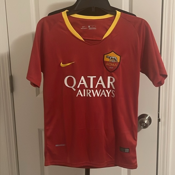 Nike Aeroswift Qatar Airways Soccer Jersey Size Small - Picture 1 of 9